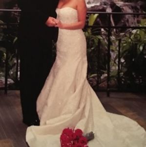 Oleg Cassini wedding dress, size 8, white